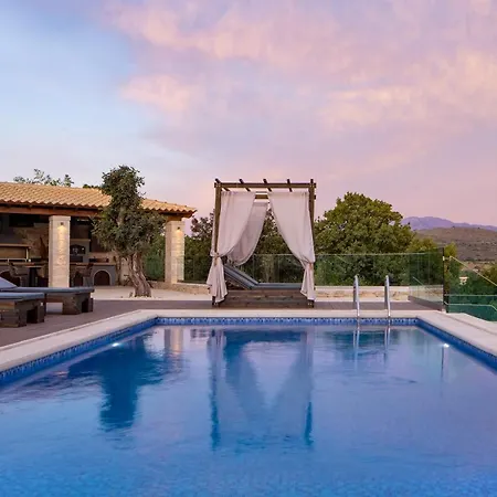 Stoneville Вилла