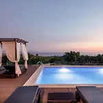 Villa Stoneville *